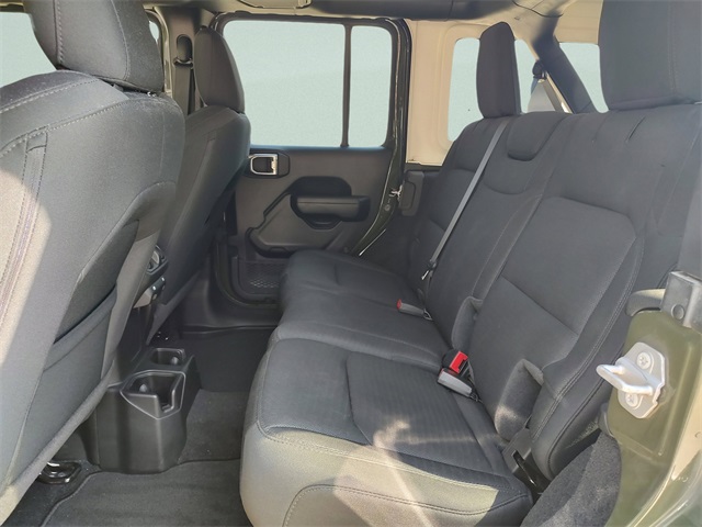 2021 Jeep Wrangler Unlimited Willys photo 28