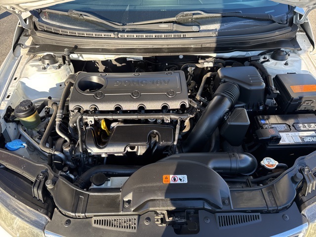 2013 Kia Forte EX photo 9