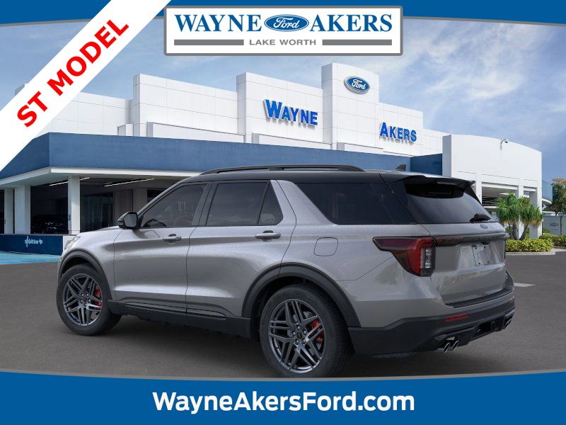 2025 Ford Explorer ST photo 4