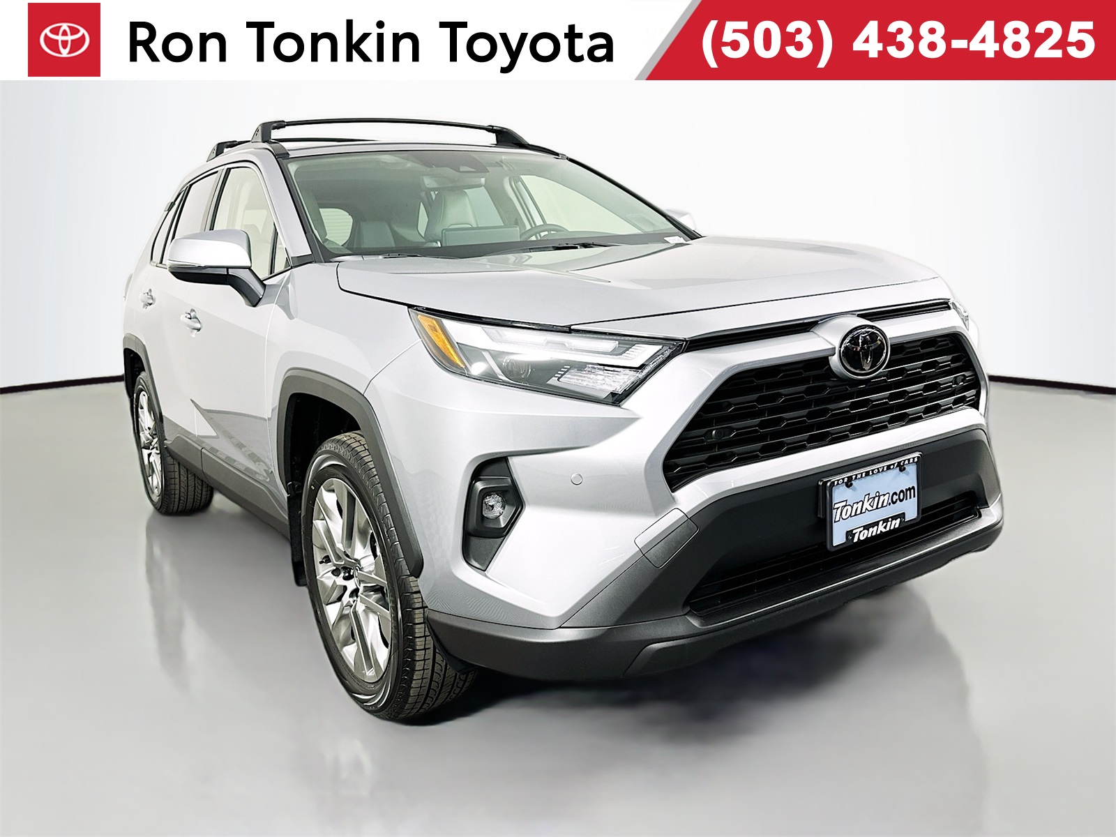 2025 Toyota RAV4 XLE Premium's photo