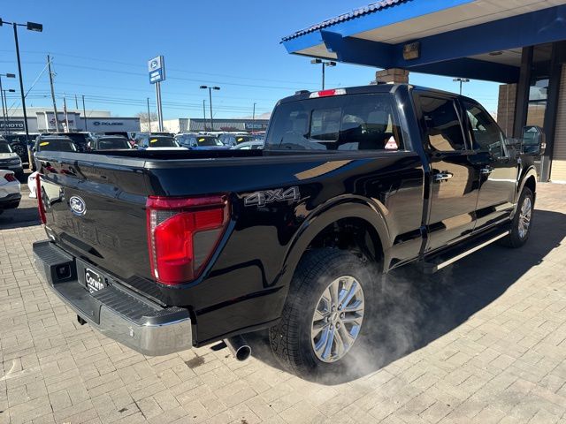 2025 Ford F-150 XLT photo 2