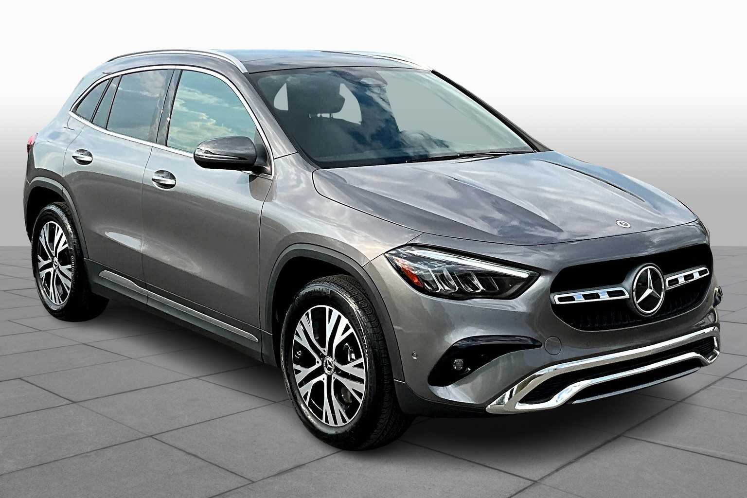 2025 Mercedes Benz GLA 250 photo 2