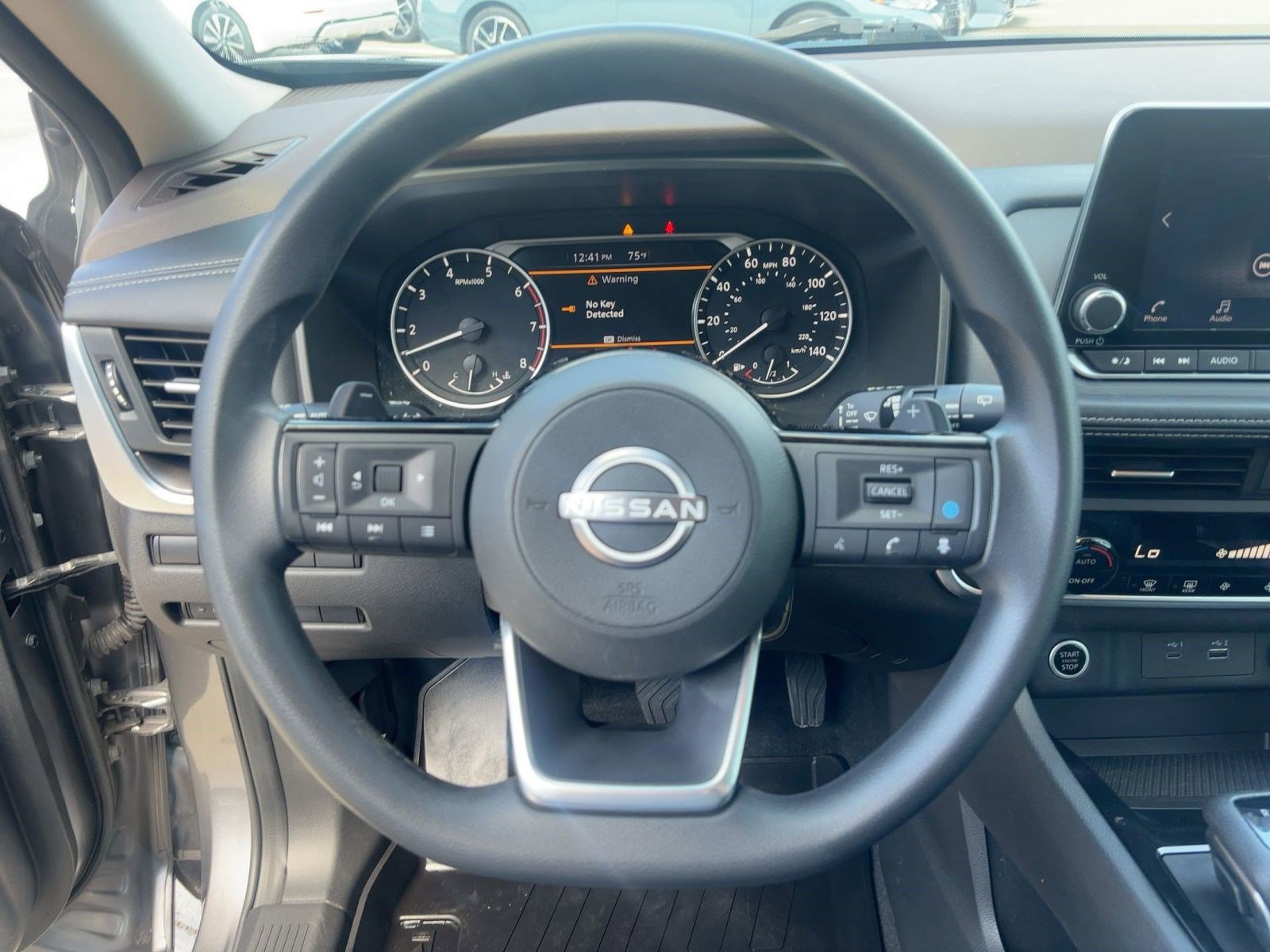 2023 Nissan Rogue SV photo 16