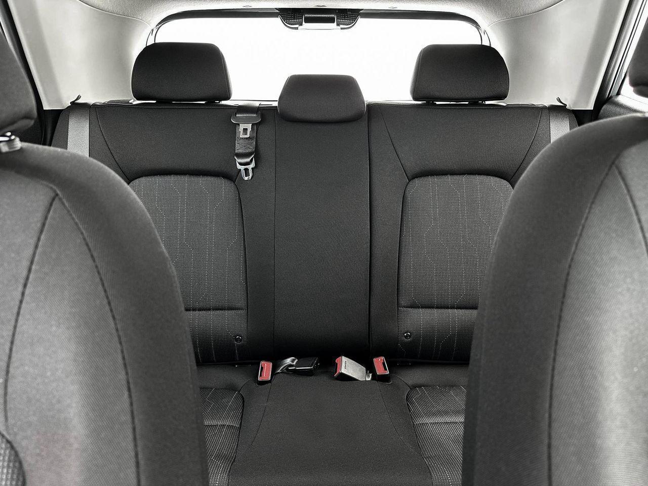 2025 Hyundai Venue SE photo 14