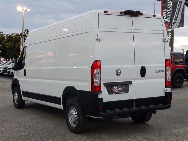 2026 Ram ProMaster 2500 photo 5