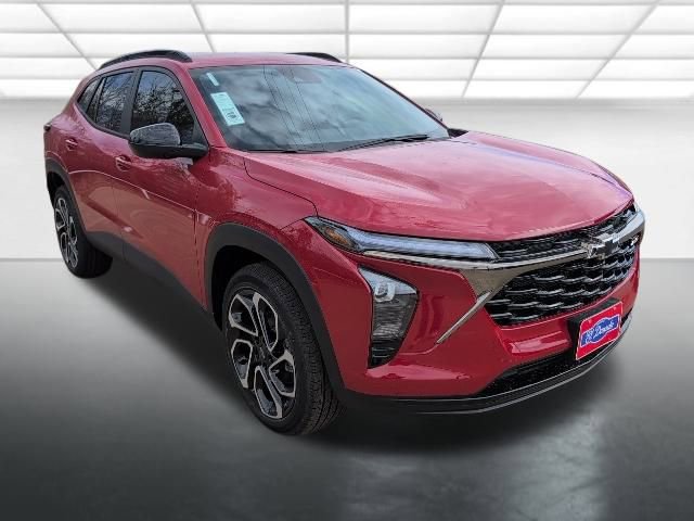 2026 Chevrolet Trax RS's photo