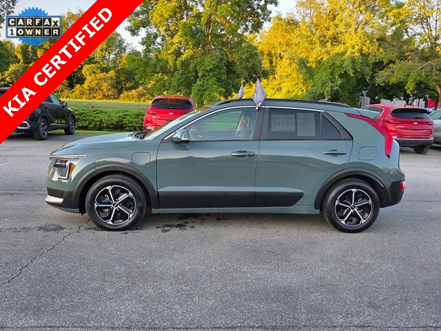 2024 Kia Niro Plug-In Hybrid EX photo 2