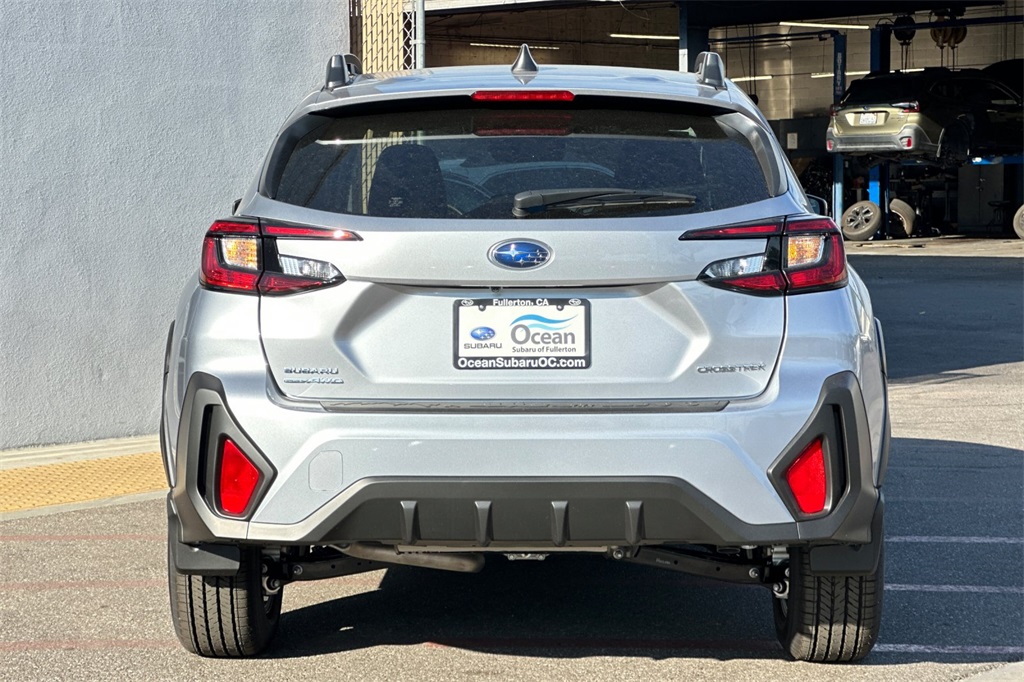2025 Subaru Crosstrek Premium photo 3