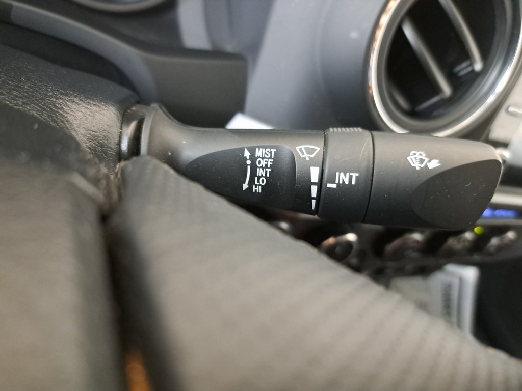 2023 Toyota Tacoma TRD Off-Road photo 19