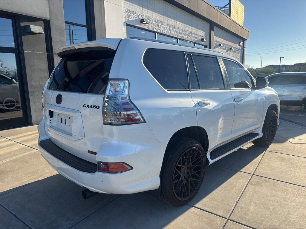 2022 Lexus GX 460 photo 3