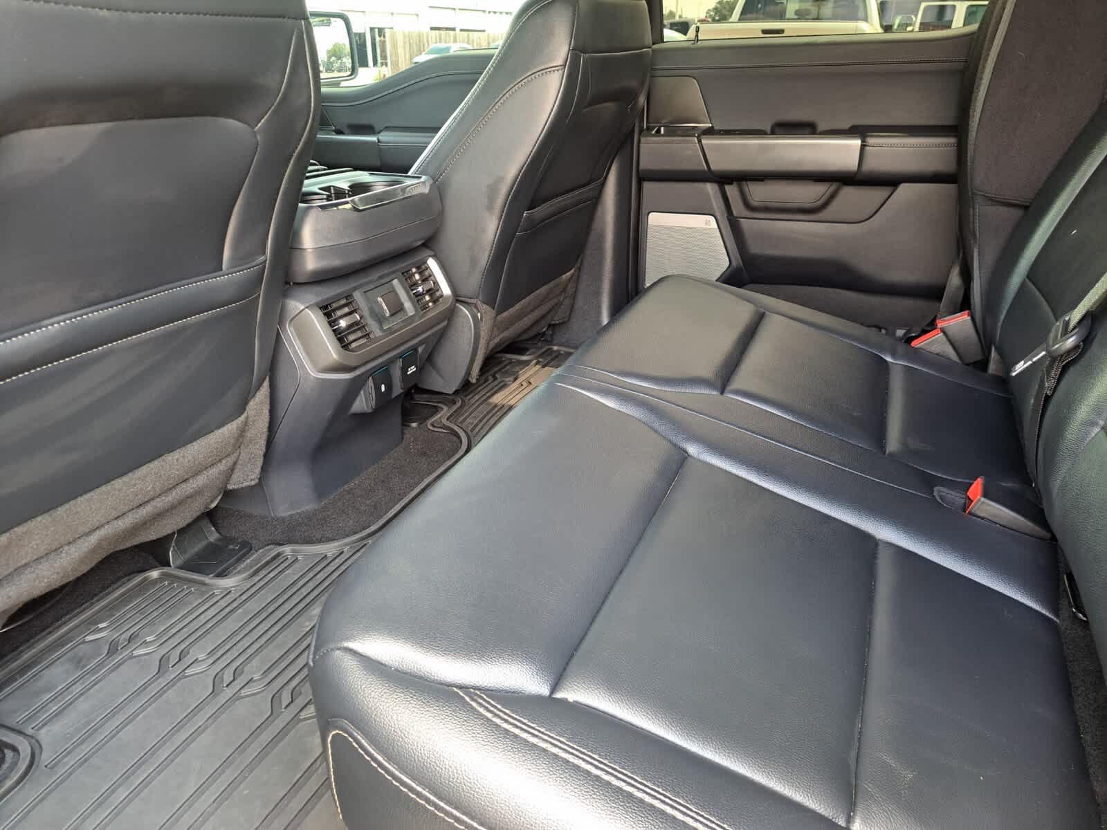 2024 Ford F-150 XLT photo 20
