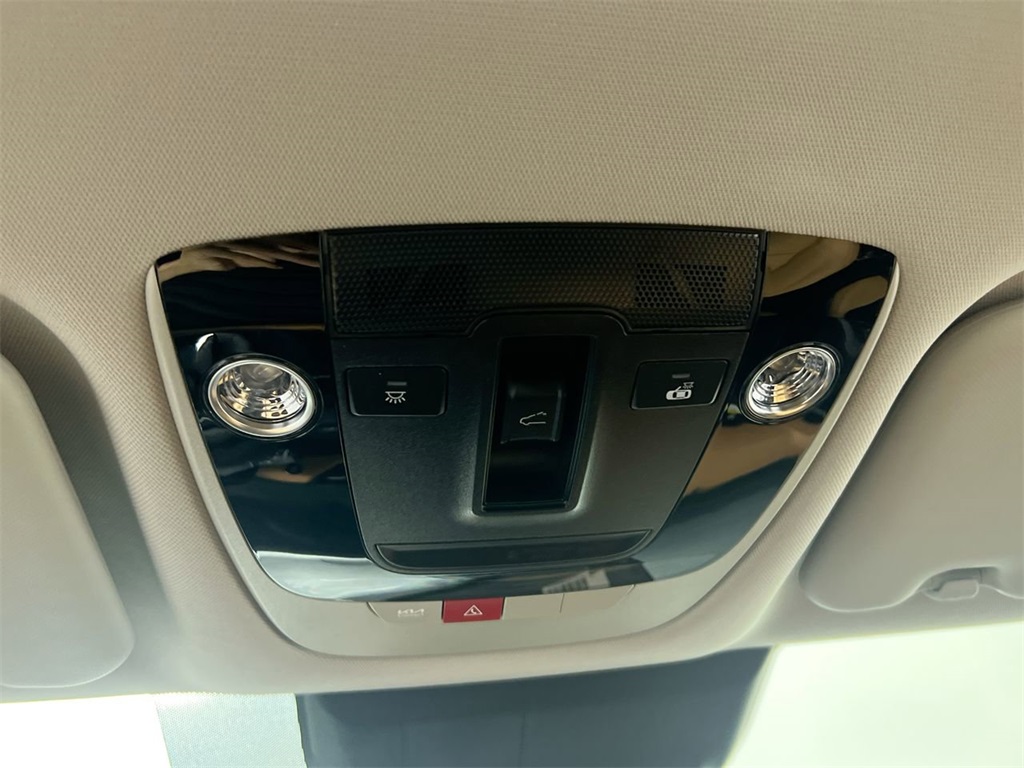 2025 Kia Seltos EX photo 15