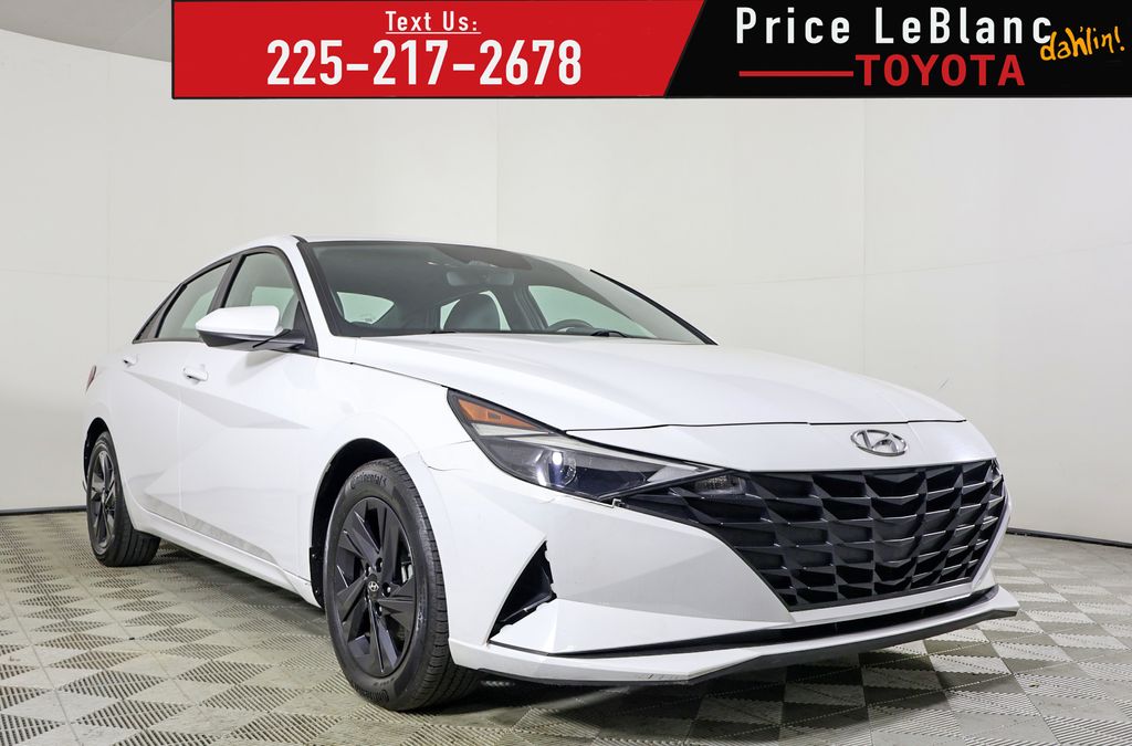 2023 Hyundai Elantra SEL