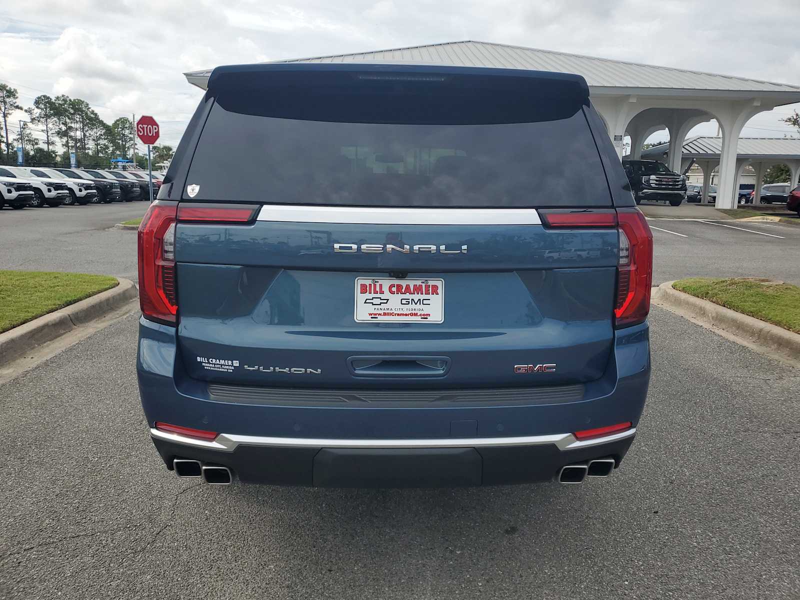 2025 Gmc Yukon XL Denali photo 4