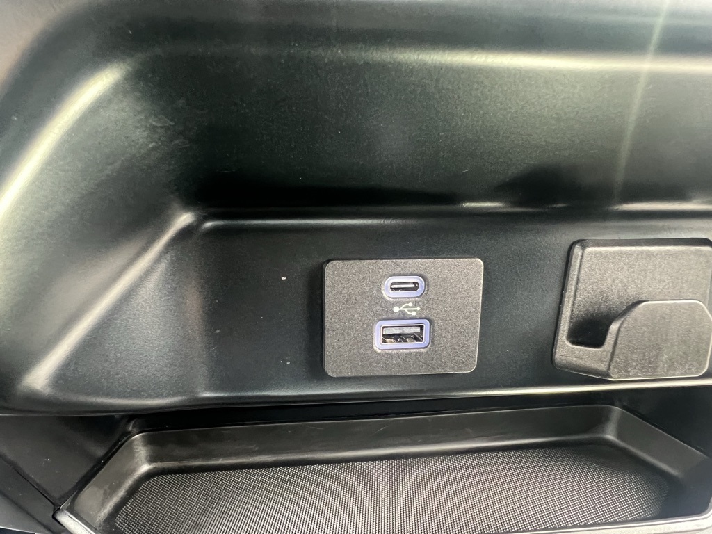 2024 Ford F-150 XL photo 16