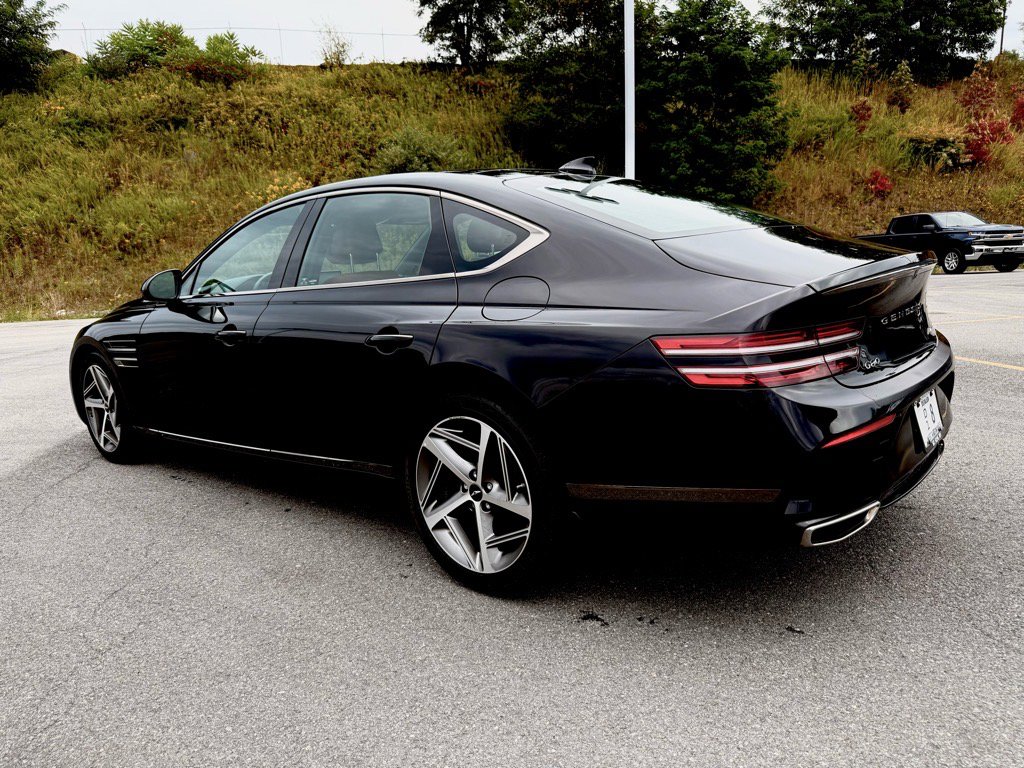 2023 Genesis G80 2.5T Sport Prestige photo 2