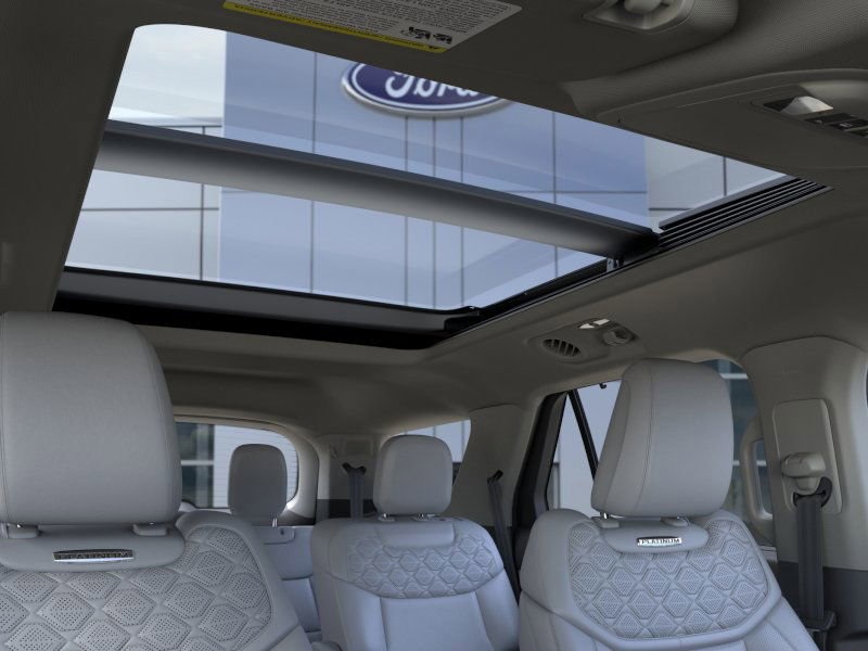 2025 Ford Explorer Platinum photo 21