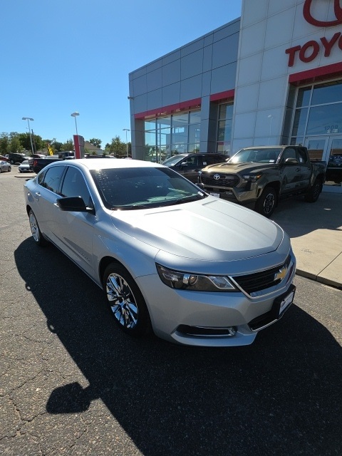 2018 Chevrolet Impala LS photo 7