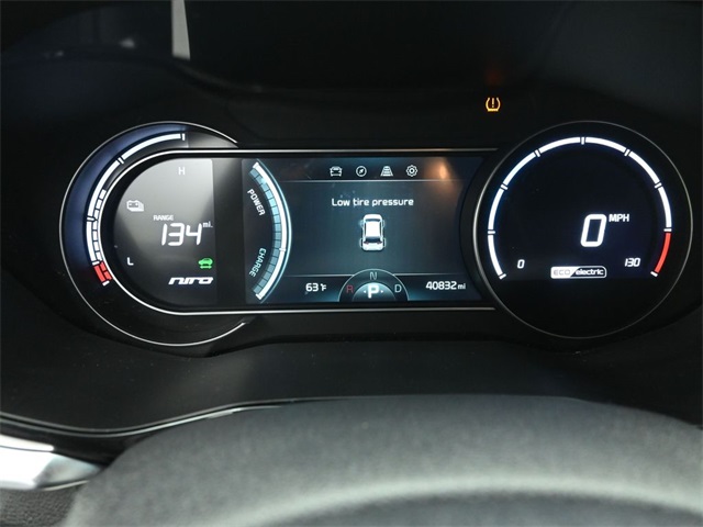 2022 KIA NIRO - Image 13