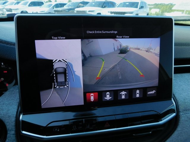 2022 Jeep Compass Latitude photo 24