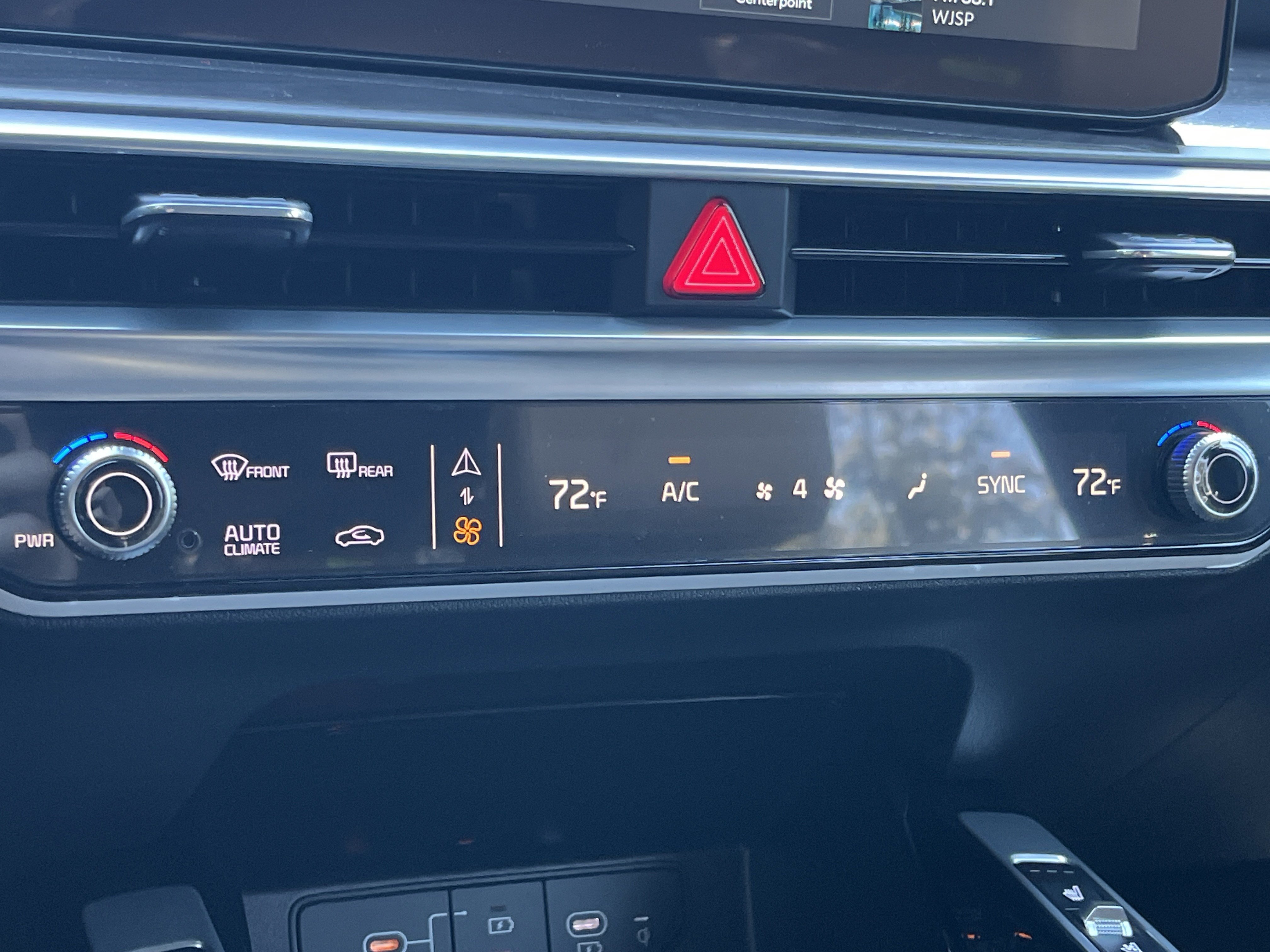 2026 Kia Sorento X-Line SX Prestige photo 4