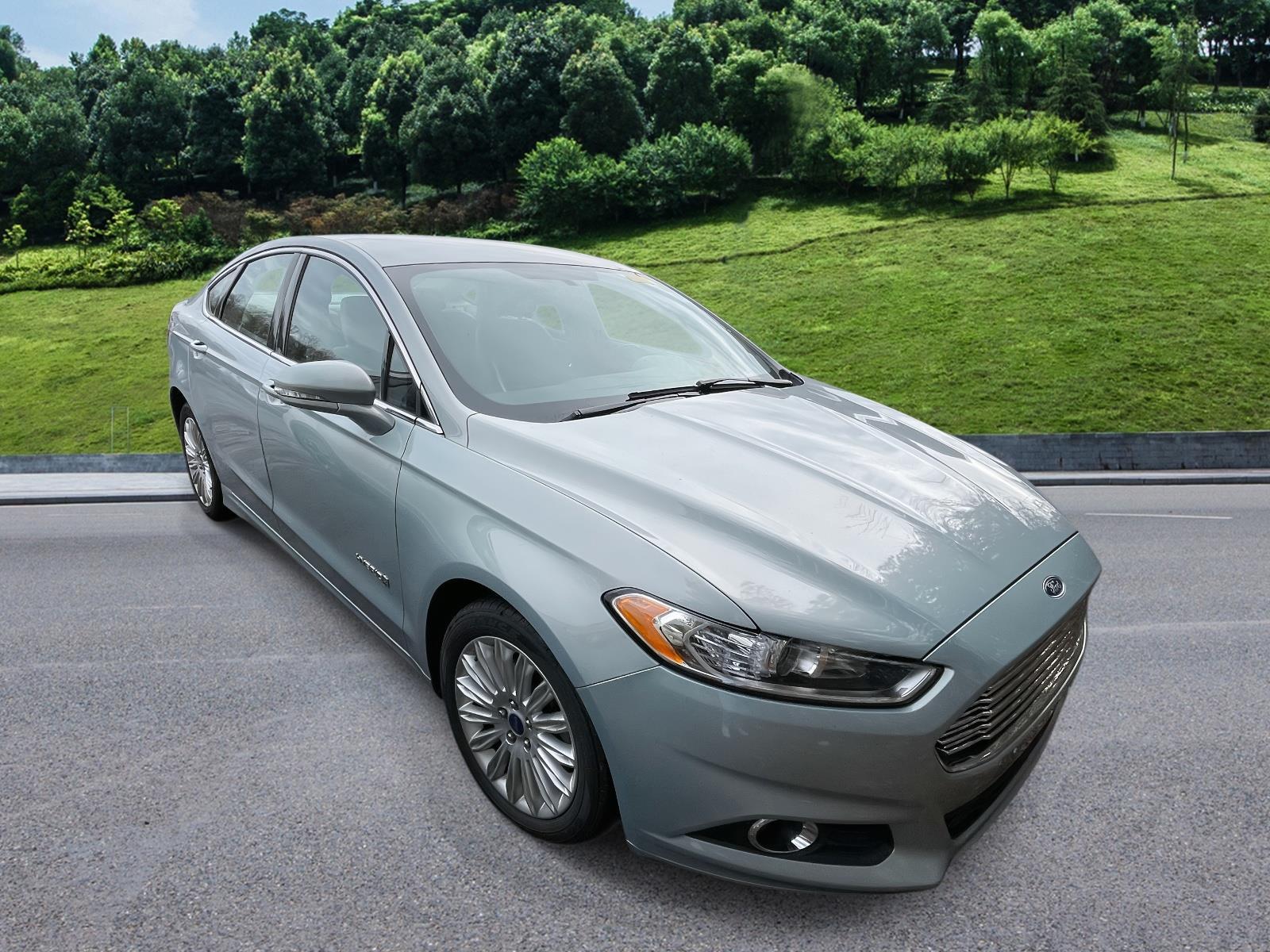 2013 Ford Fusion SE Hybrid