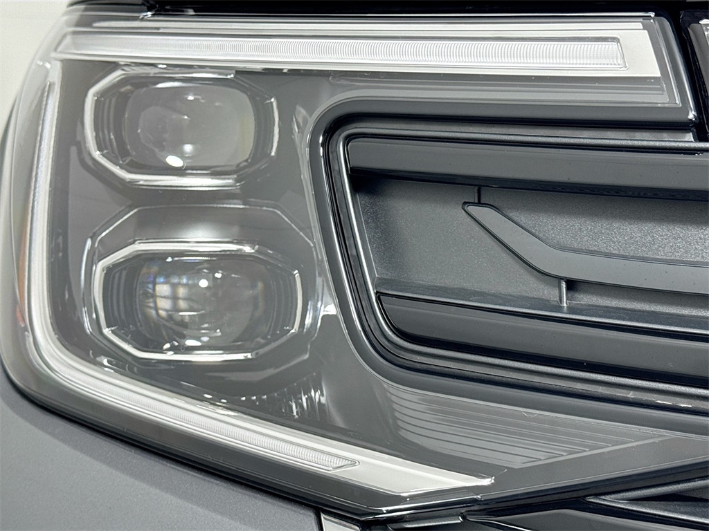2025 Volkswagen Atlas Cross Sport SEL Premium R-Line photo 22