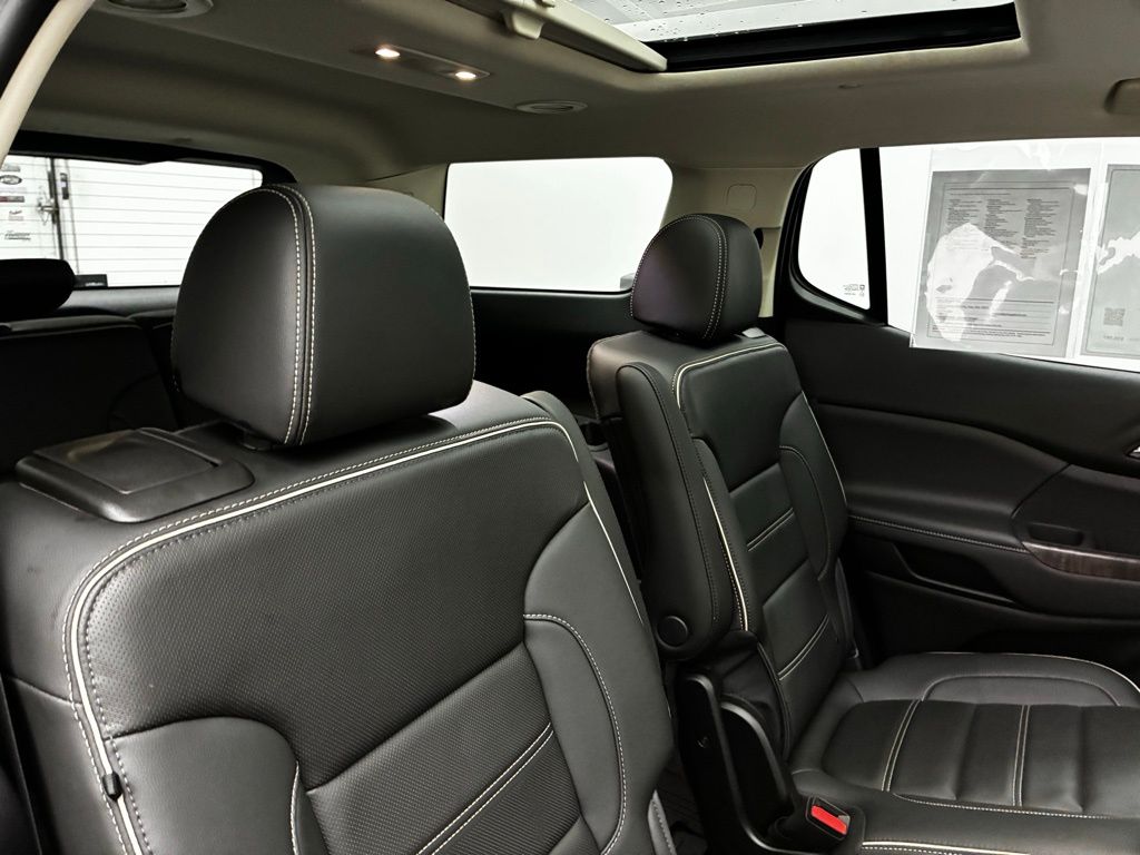 2023 Gmc Acadia Denali photo 18
