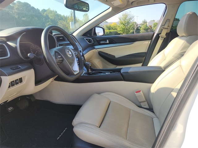 2018 Nissan Maxima SL photo 10