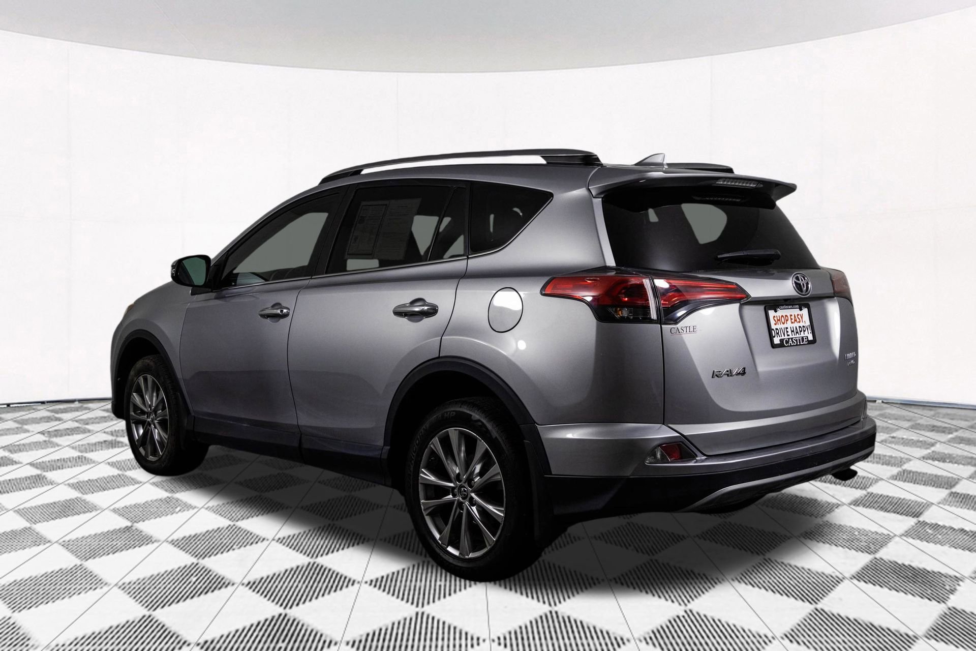 2018 Toyota RAV4 Limited Platinum photo 4