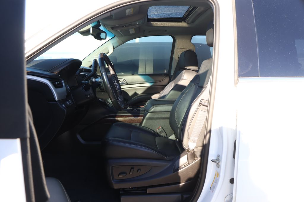 2019 Gmc Yukon SLT photo 13