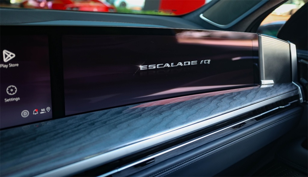 2025 Cadillac Escalade IQ Sport photo 23