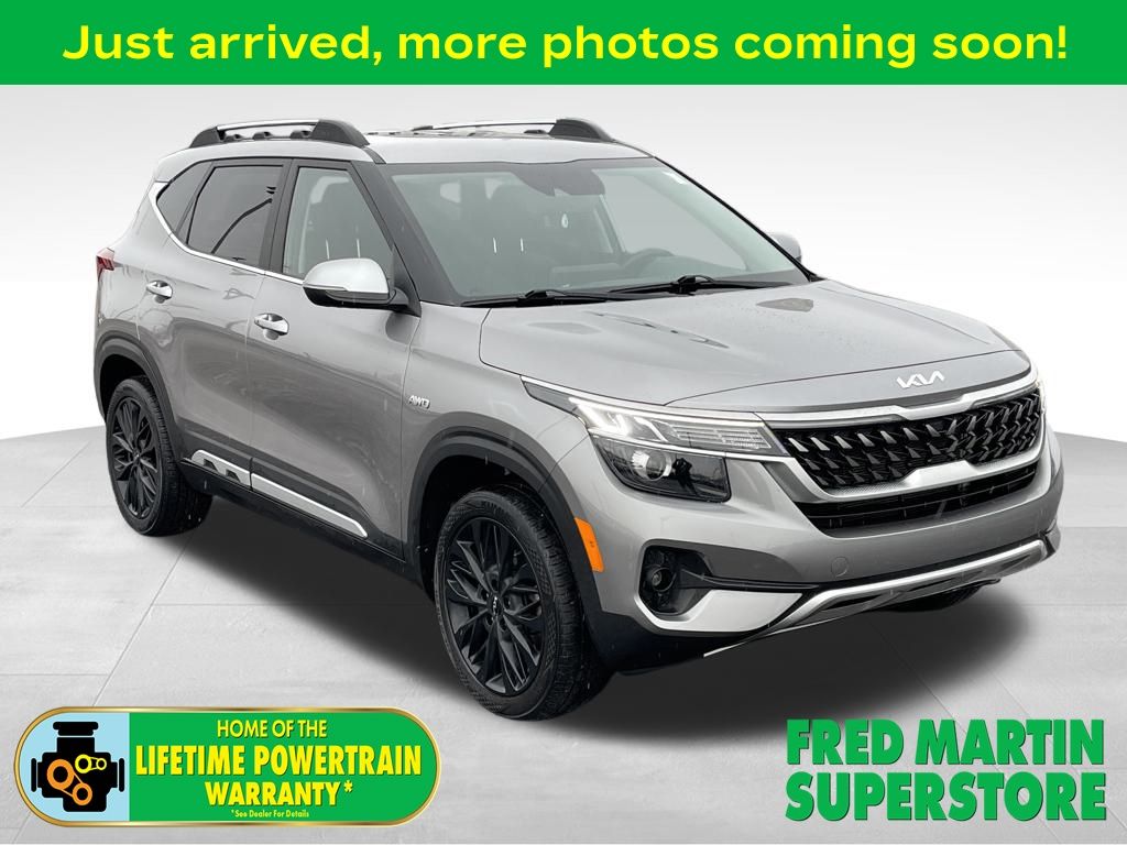 2022 Kia Seltos Nightfall's photo