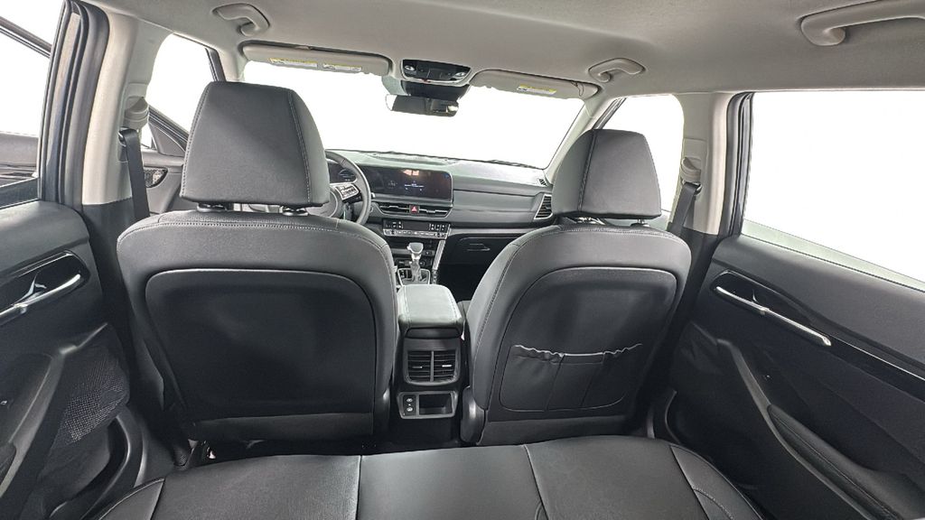 2026 Kia Seltos SX photo 17