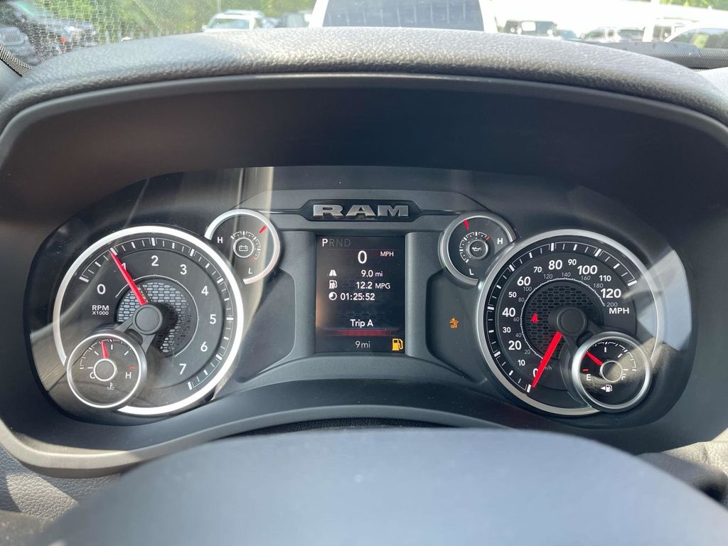 2025 Ram 2500 Tradesman photo 27
