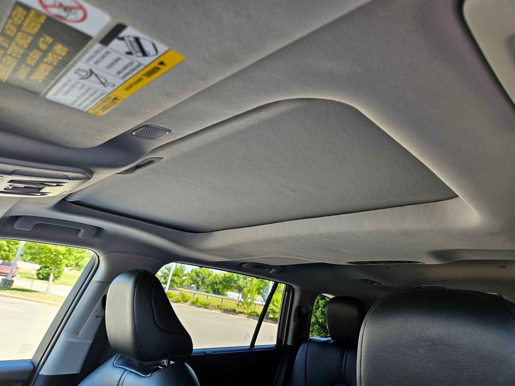 2024 Toyota Highlander XLE photo 24