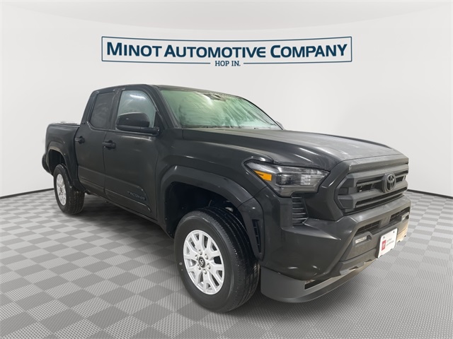 2025 Toyota Tacoma SR5's photo