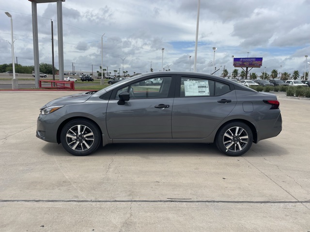 2025 Nissan Versa S photo 2