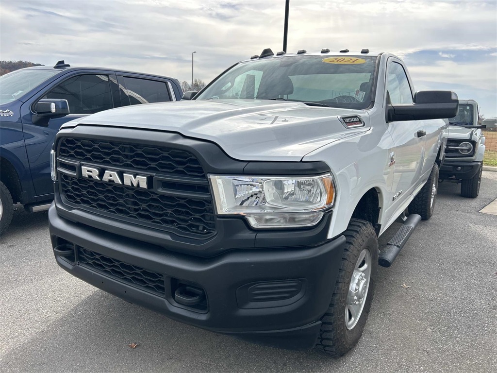 2021 Ram 3500 Tradesman photo 4