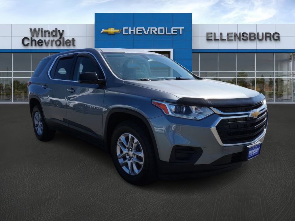 2020 Chevrolet Traverse LS's photo