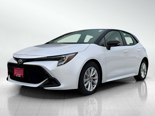 2026 Toyota Corolla Hatchback SE's photo
