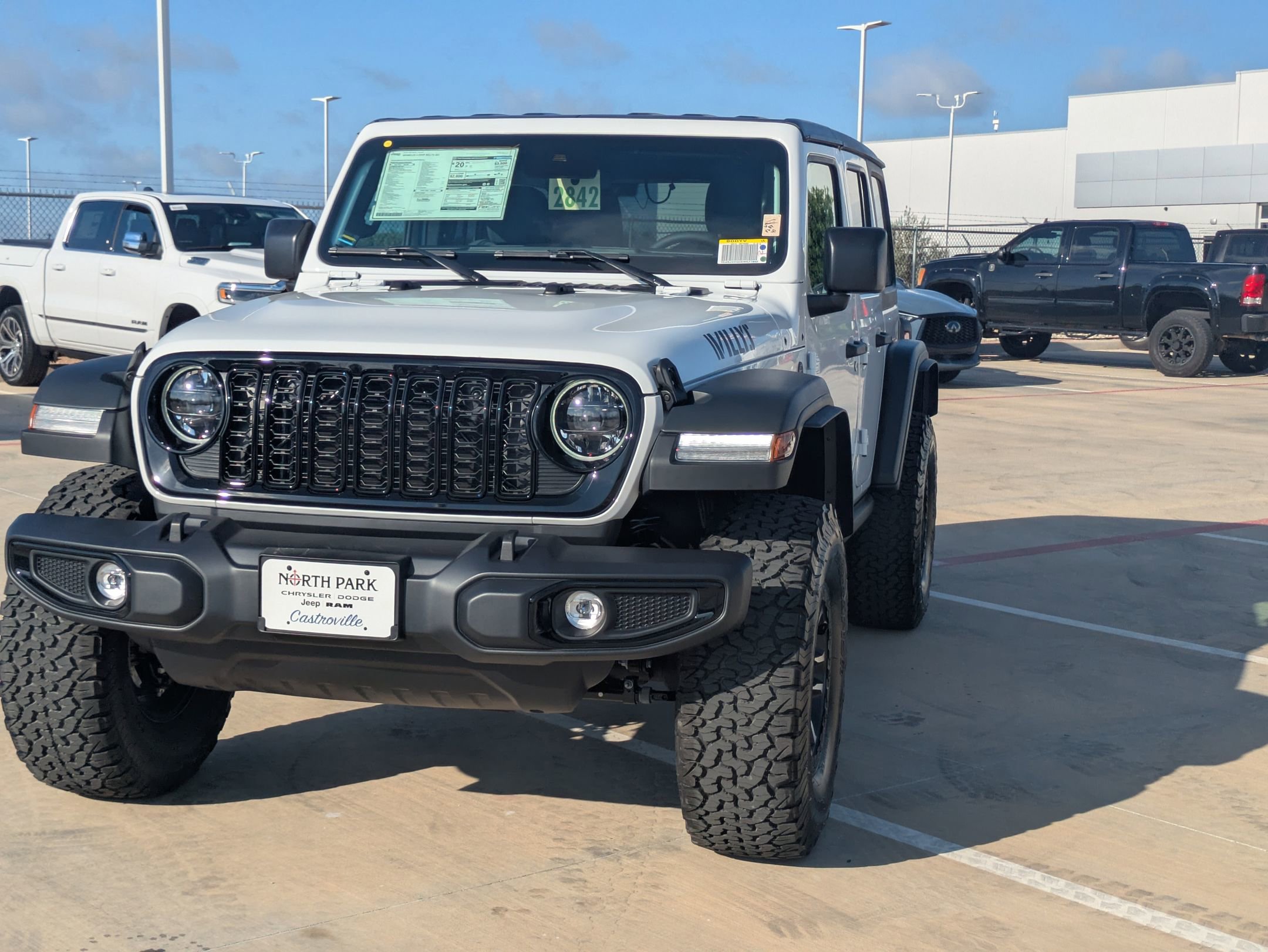 2025 Jeep Wrangler Willys photo 7