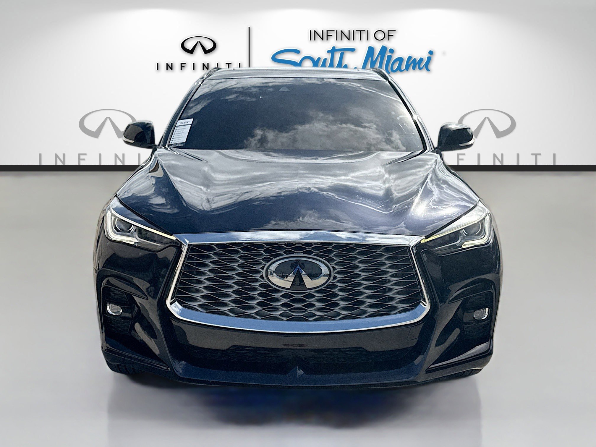 2023 Infiniti QX55 Luxe photo 2