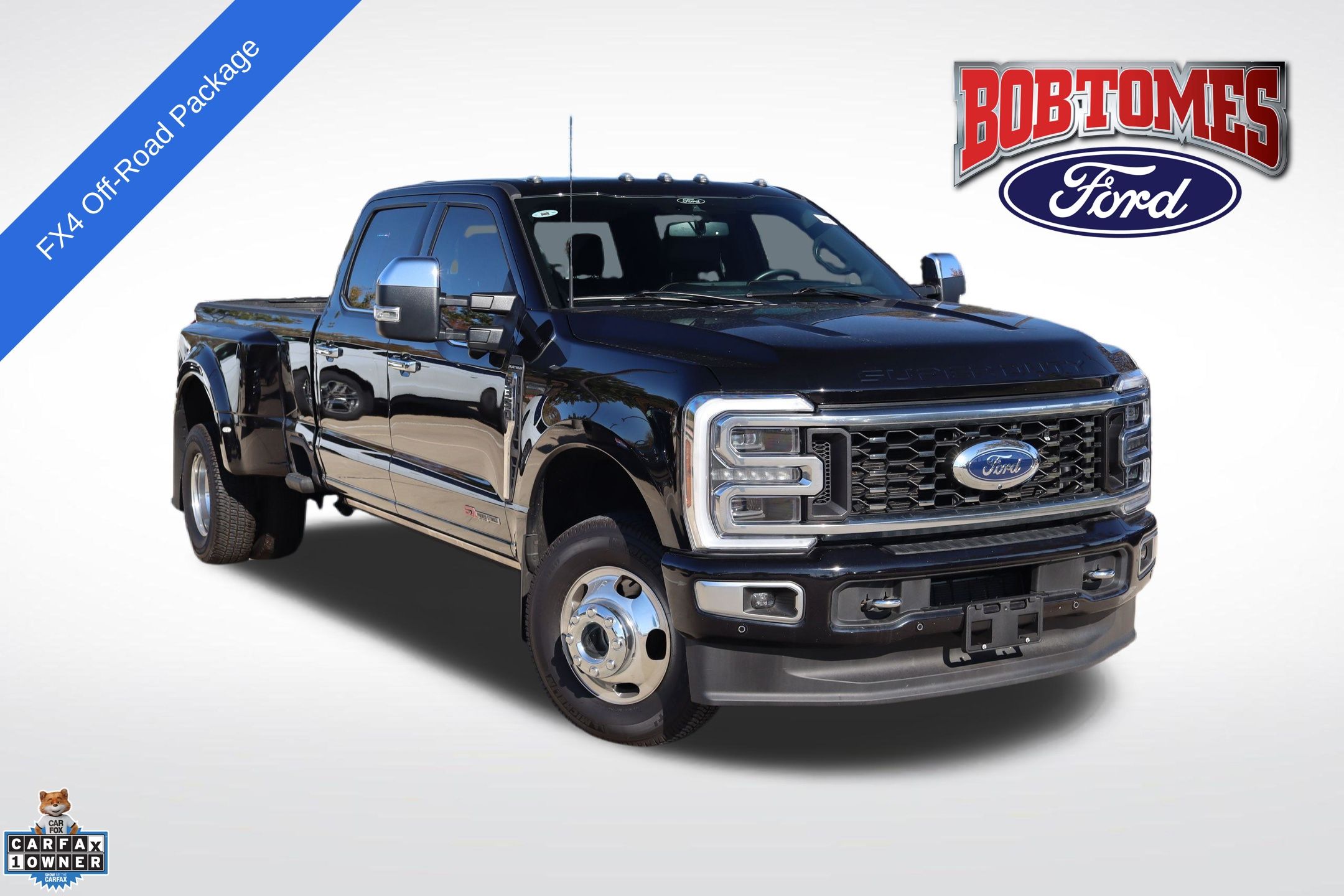 2024 Ford F-350 Super Duty Platinum's photo