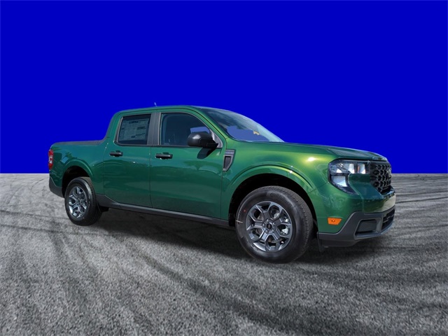 2025 Ford Maverick XLT photo 2