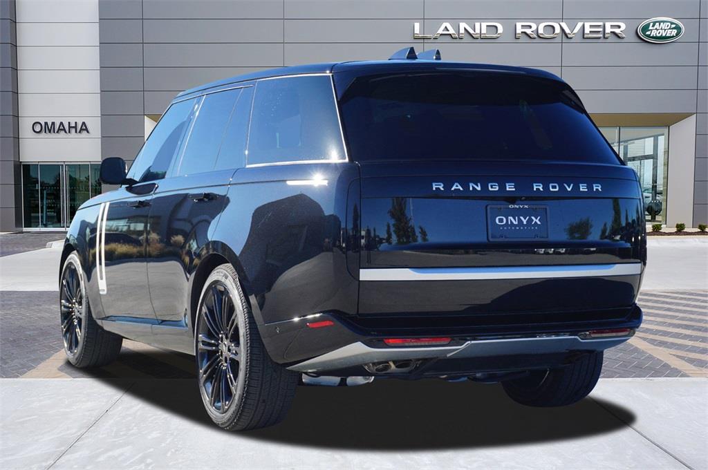 2025 Land Rover Range Rover Autobiography photo 4