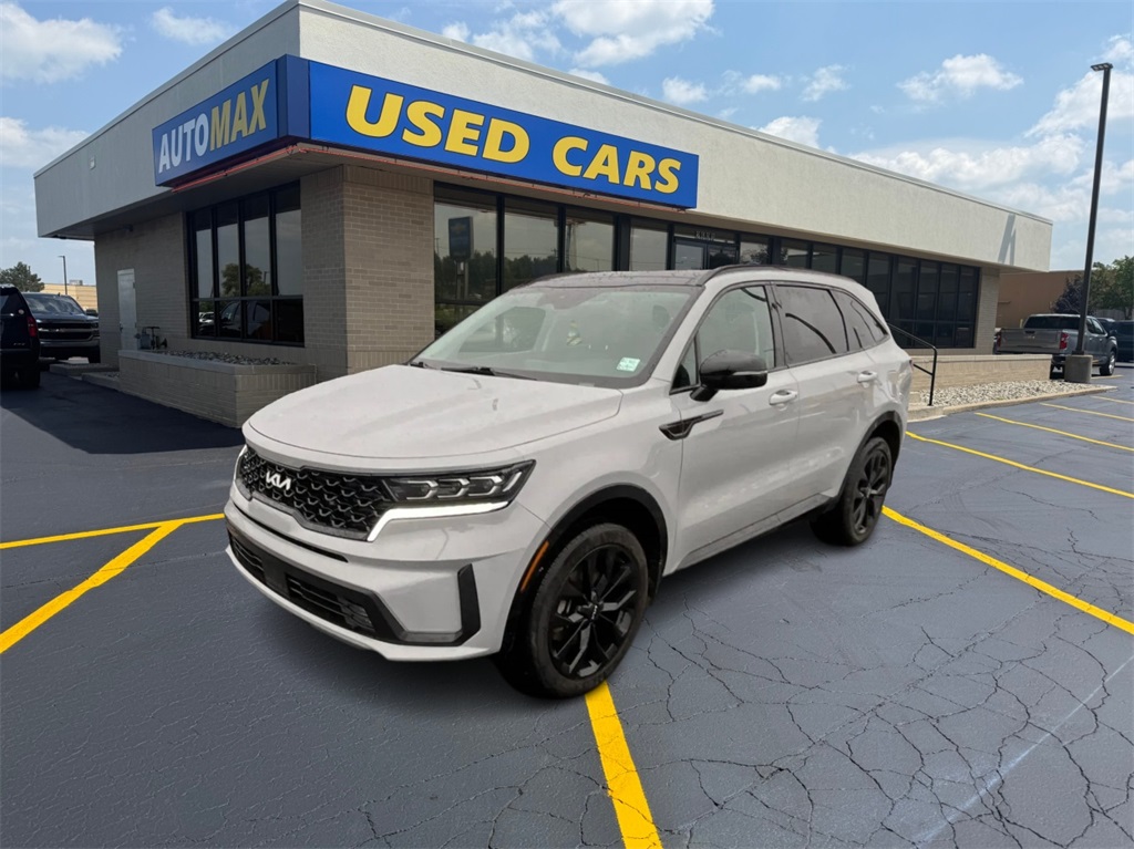 2023 Kia Sorento SX's photo
