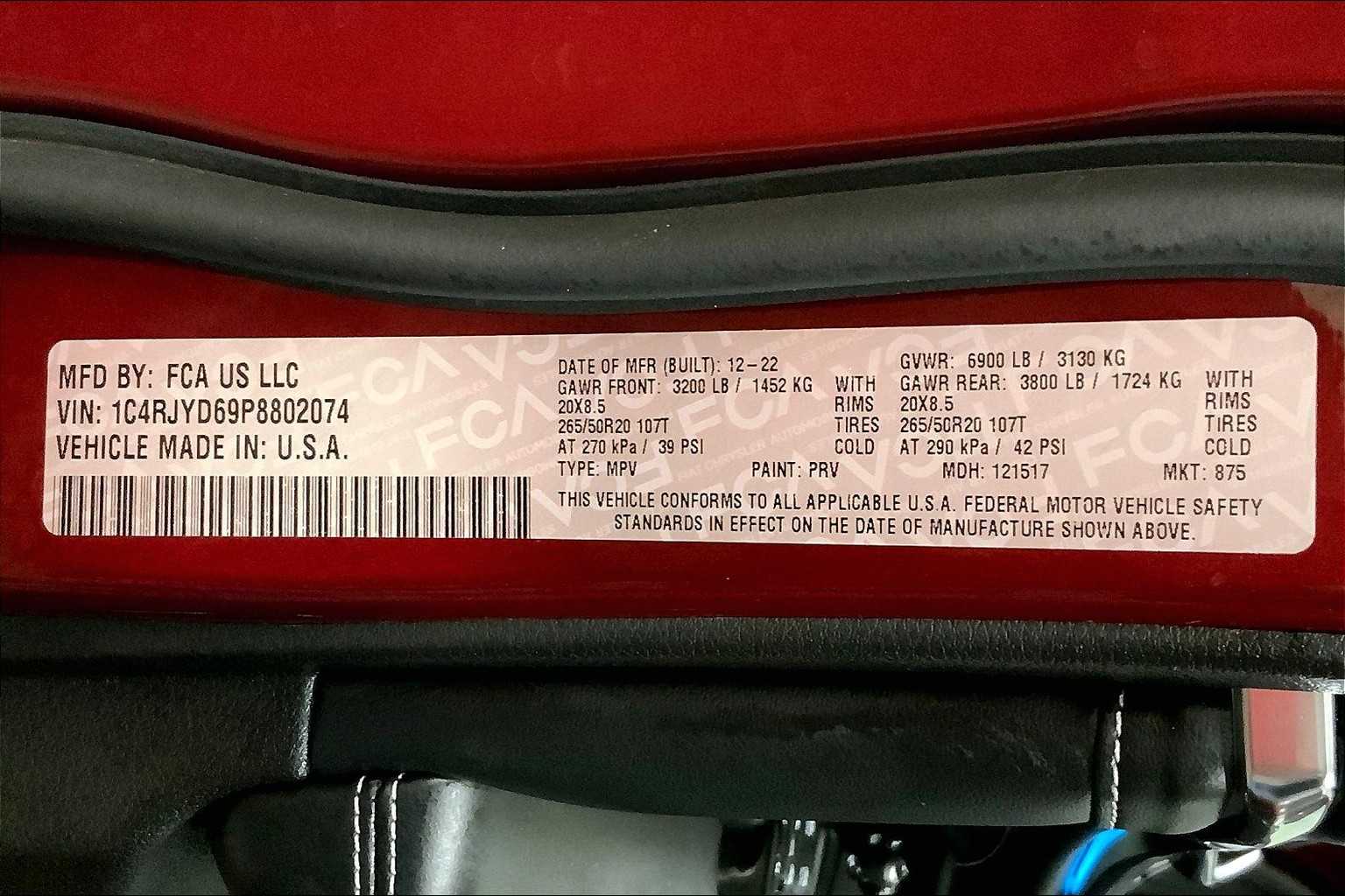 2023 Jeep Cherokee 4xe Overland photo 35