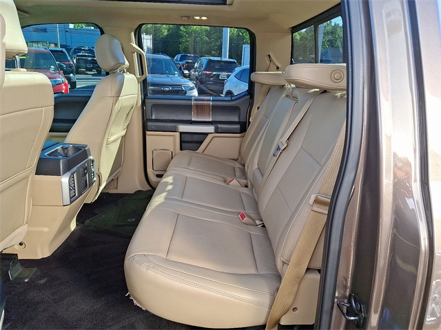 2015 Ford F-150 Lariat photo 9
