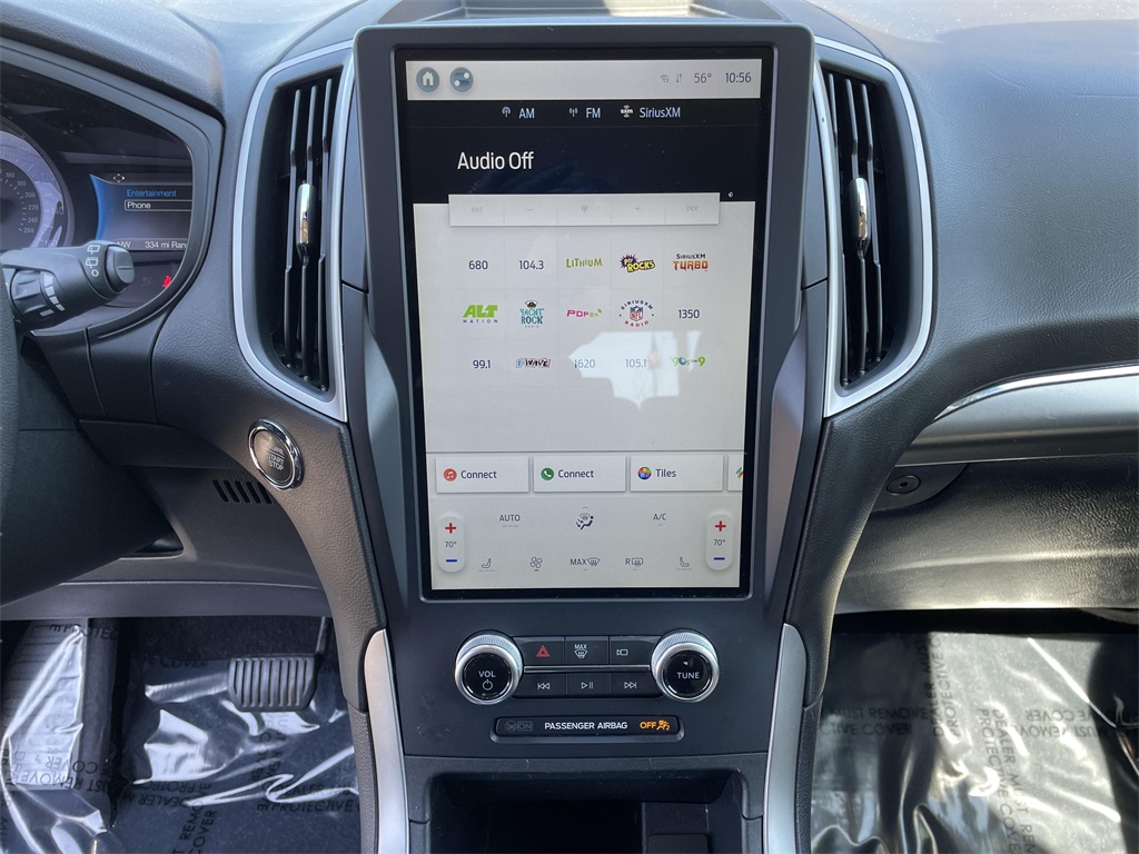 2022 Ford Edge SEL photo 22